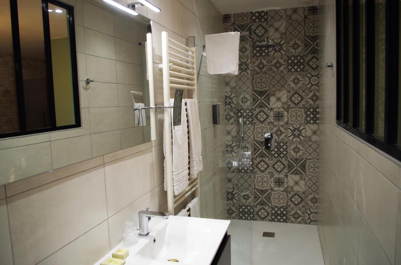 Logis Hotel Les Platanes Reyssouze ภายนอก รูปภาพ