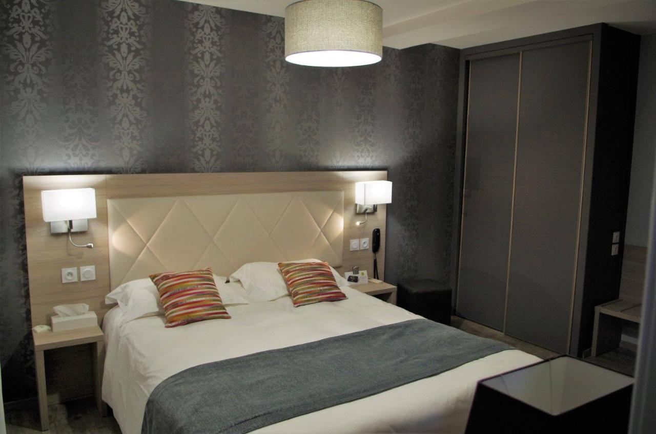 Logis Hotel Les Platanes Reyssouze ภายนอก รูปภาพ