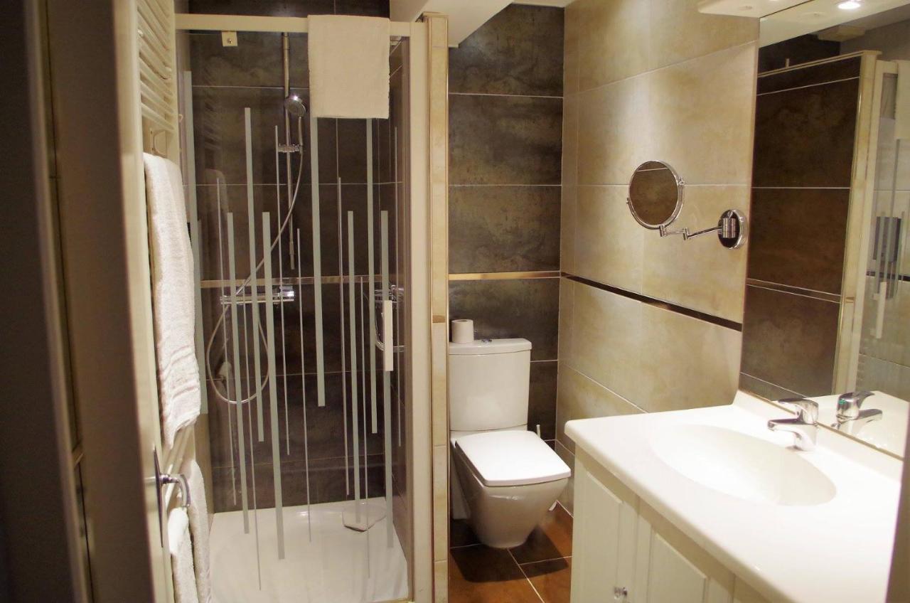 Logis Hotel Les Platanes Reyssouze ภายนอก รูปภาพ